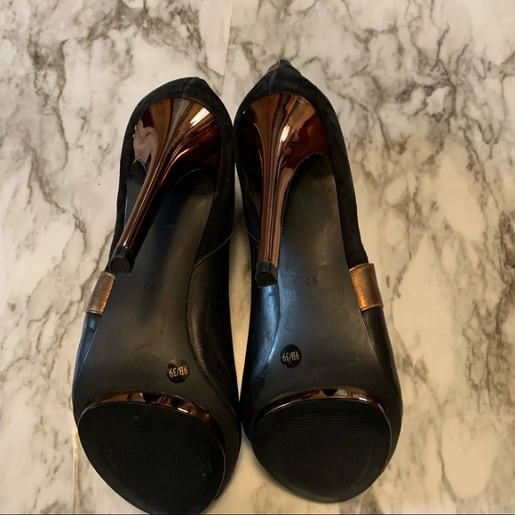 BCBGMaxAzria Black & Bronze Leather Suede Peep Toe Bootie 9B/39 Heel Ankle Boots - Picture 6 of 9